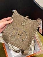 Hermès Evelyne TPM – Etoupe (Elephant Grey) - Image 4