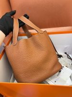 Hermès Picotin Lock 22 – Gold Brown - Image 6