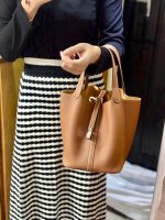 Hermès Picotin Lock 22 – Gold Brown - Image 12