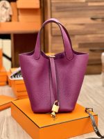 Hermès Picotin Lock 18 – Anemone Purple - Image 4