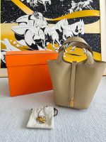 Hermès Picotin Lock 18 – Trench Gray - Image 5