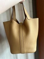 Hermès Picotin Lock 22 – Biscuit Color - Image 4