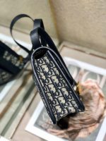 Dior 30 Montaigne - Image 7