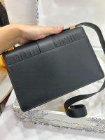 30 Montaigne Chain Bag - Image 7