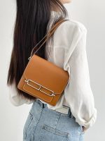 Hermès Roulis 19 – Gold (37 Gold) - Image 11