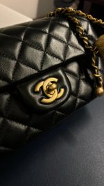 Chanel Classic Flap Mini – Black Lambskin & Gold-Tone Metal – Pearl Crush - Image 6