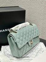 Chanel Classic Flap Medium (25cm) – Muted Grey-Purple Caviar Leather with Gold-Tone Metal - Image 10