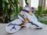 Air Jordan 8 - Image 2