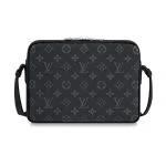 Louis Vuitton Outdoor Messenger PM M30233