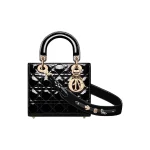 Lady Dior 中号手袋 – 亮黑色漆皮小牛皮