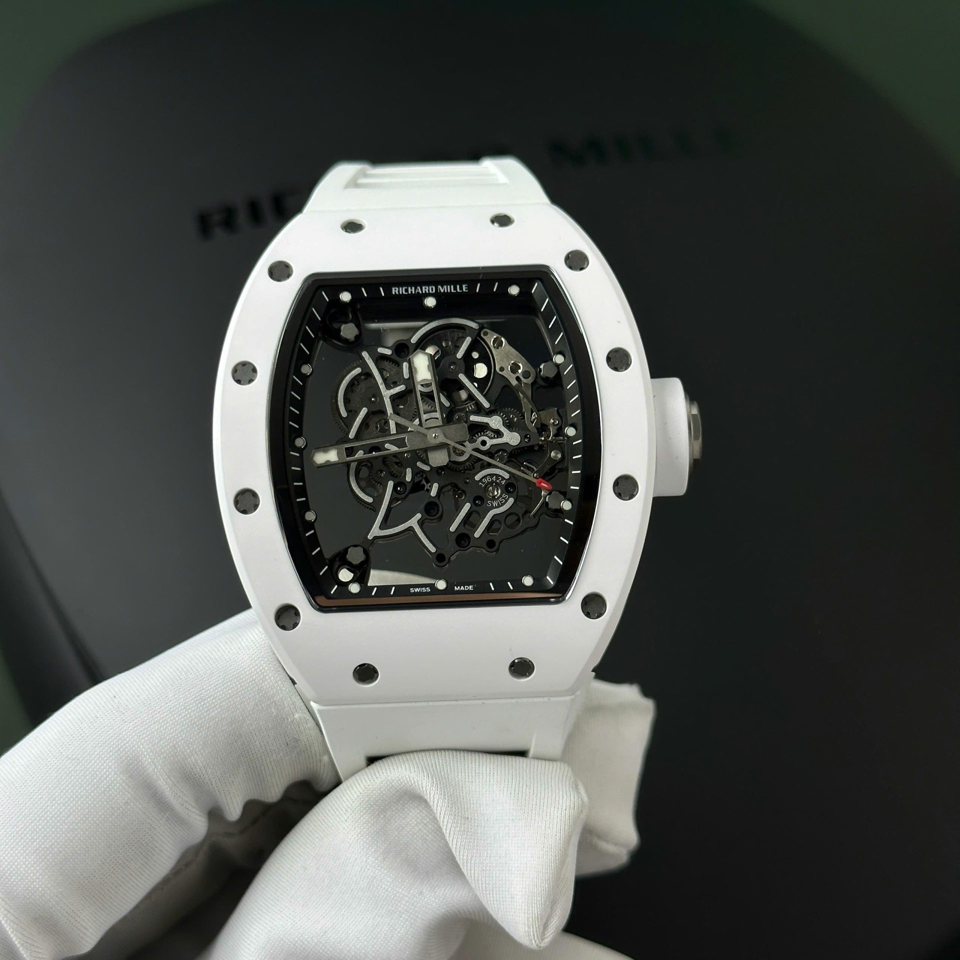 Dong-Ho-Che-Tac-Richard-Mille-RM055-Vo-Gom-Trang-Day-Cao-Su-Nha-May-ZF-45mm-9.jpg Richard Mille Best Replica Watch RM055 White Ceramic Rubber Strap ZF Factory 45mm - Image 1