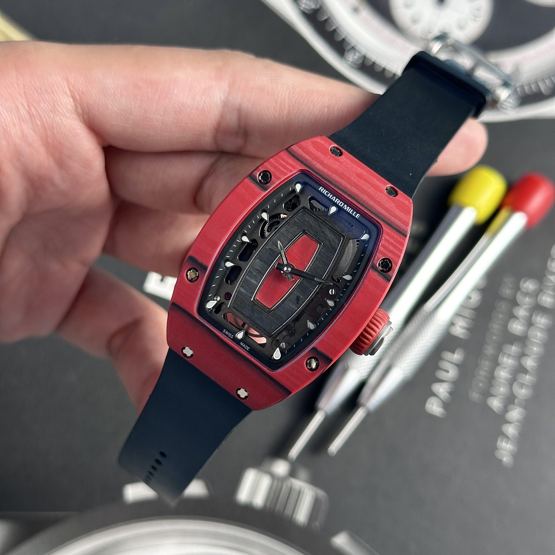 Dong-Ho-Nu-Richard-Mille-RM07-01-Che-Tac-Vo-Carbon-Mau-Do-32x46mm-1.jpg Richard Mille Replica Watches RM07-01 Red Carbon Rubber Strap 32x46mm - Image 1