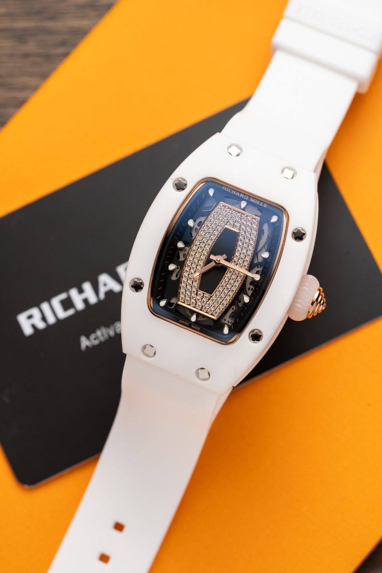 Dong-Ho-Richard-Mille-RM07-01-Nu-Vo-Gom-Trang-Replica-36mm-2.jpg Richard Mille RM07-01 High Quality Replica Watch White Ceramic Case 36mm - Image 1