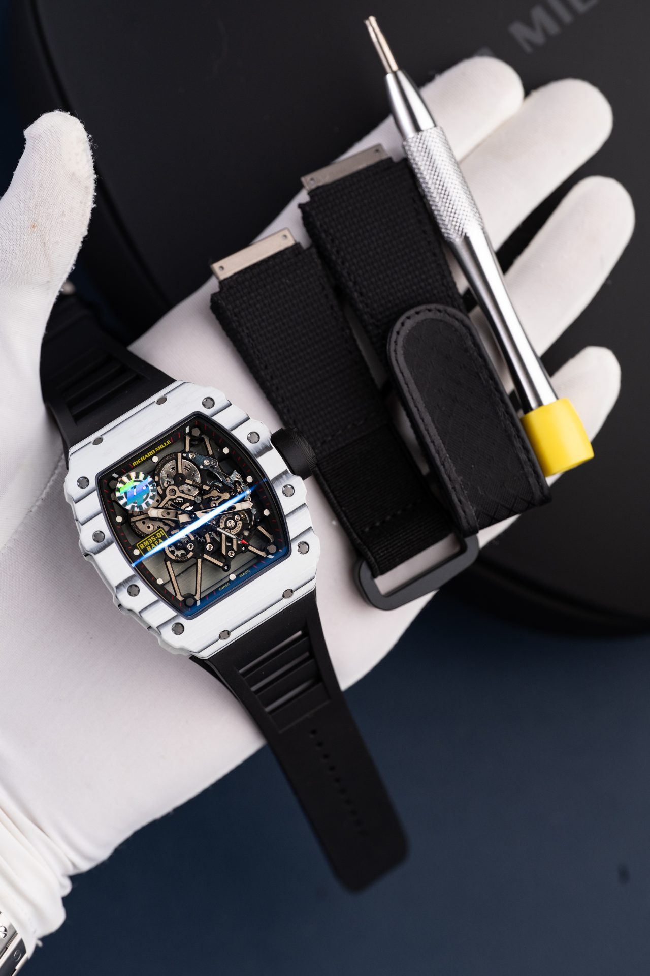 Dong-Ho-Richard-Mille-Replica-11-RM35-01-Rafael-Nadal-Vo-Carbon-NTPT-Mau-Trang-Xuong-ZF-499x43mm-10.jpg Richard Mille Luxury Imitation Watches RM35-01 Rafael Nadal White Carbon NTPT ZF Factory 49.9x43mm - Image 1