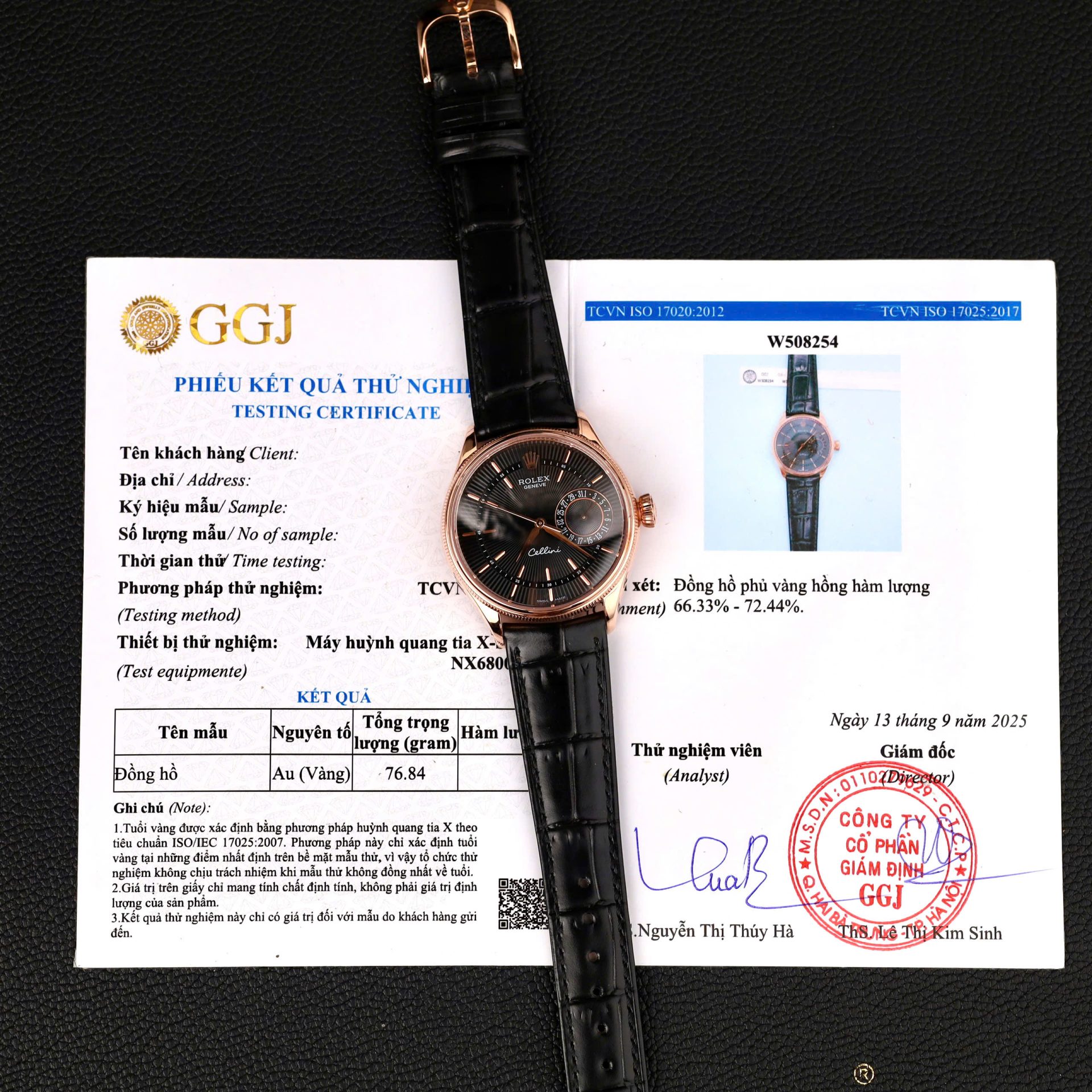 Dong-Ho-Rolex-Cellini-50515-Che-Tac-Boc-Vang-That-Mat-Den-Day-Da-39mm-1.jpg Rolex Cellini 50515 Black Dial Replica Watches Custom 18K Gold Wrapped 39mm - Image 1