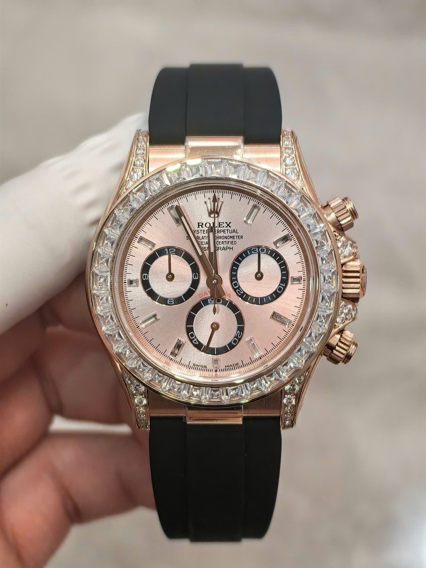 Dong-Ho-Rolex-Cosmograph-Daytona-126535TBR-Dinh-Da-154-Grams-Xuong-FH-40mm-4.jpg Rolex Cosmograph Daytona 126535TBR Custom Diamonds CZ Weight 154 Grams FH Factory 40mm - Image 1