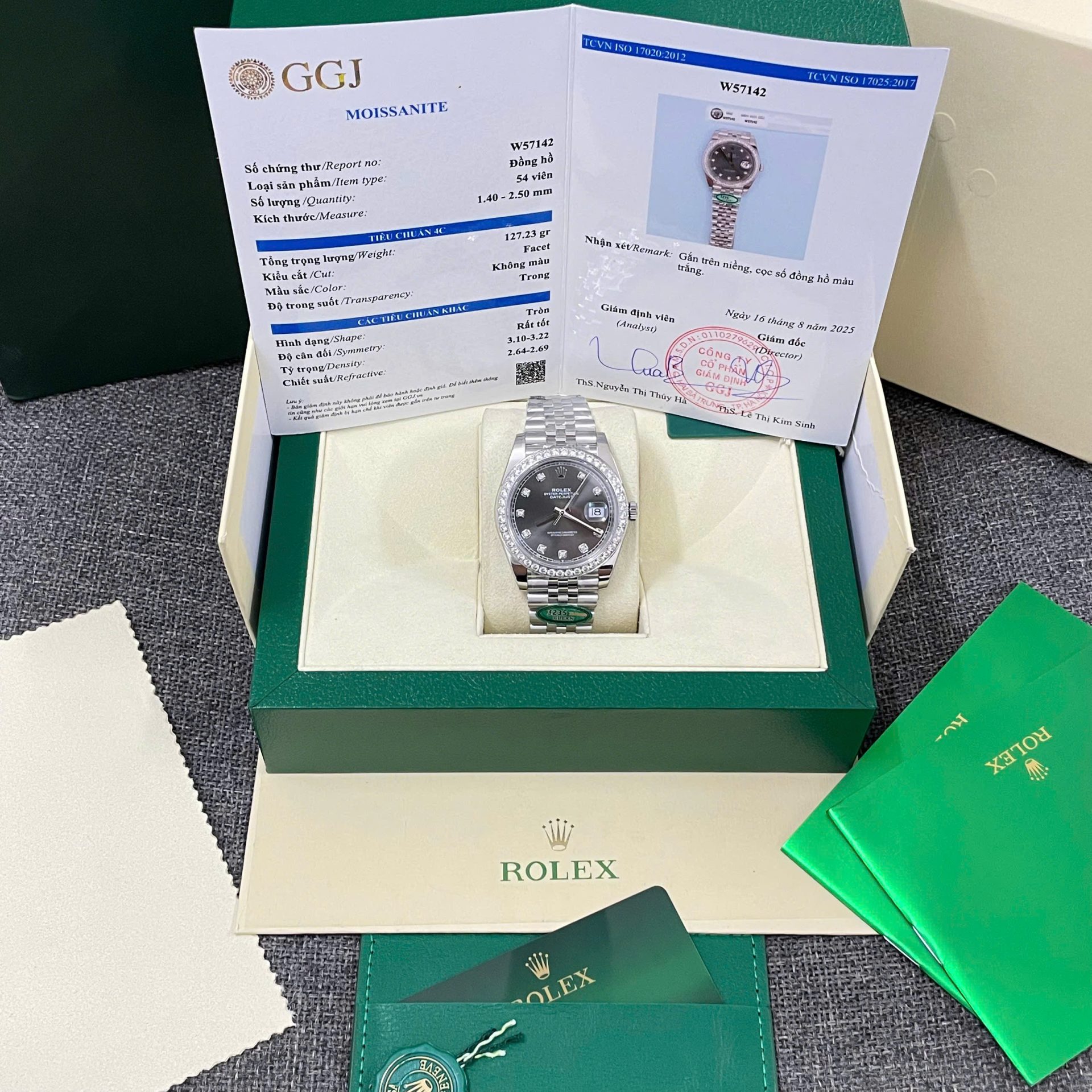 Dong-Ho-Rolex-DateJust-Replica-11-Mat-Xam-Vien-Dinh-Kim-Cuong-Moissnaite-Nha-May-Clean-41mm-1.jpg Rolex DateJust Replica Watches Gray Dial Bezel Diamonds Moissnaite Clean Factory 41mm - Image 1