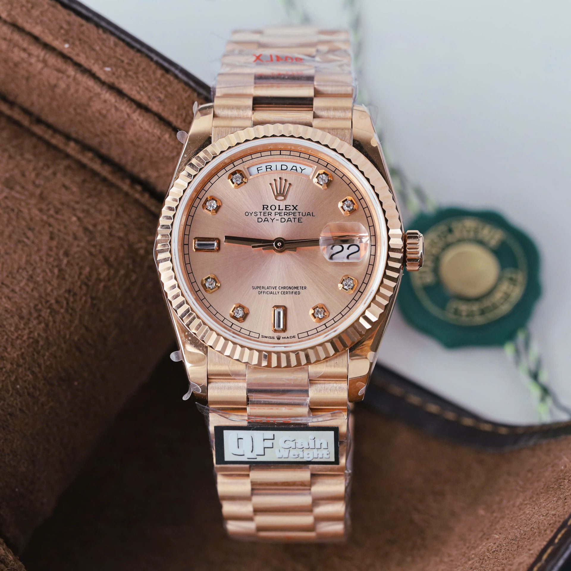 Dong-Ho-Rolex-Day-Date-128235-Replica-11-Ma-Vang-Hong-Trong-Luong-156-Gram-Xuong-QF-36mm-10.jpg Rolex Day-Date 128235 Rose Gold Luxury Fake Watches Pink Dial Weight 156 Grams GF Factory 36mm - Image 1