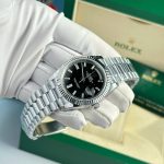 Rolex Imitation Watches Day-Date Black Dial Weight 186 Grams QF Factory 40mm - Image 4
