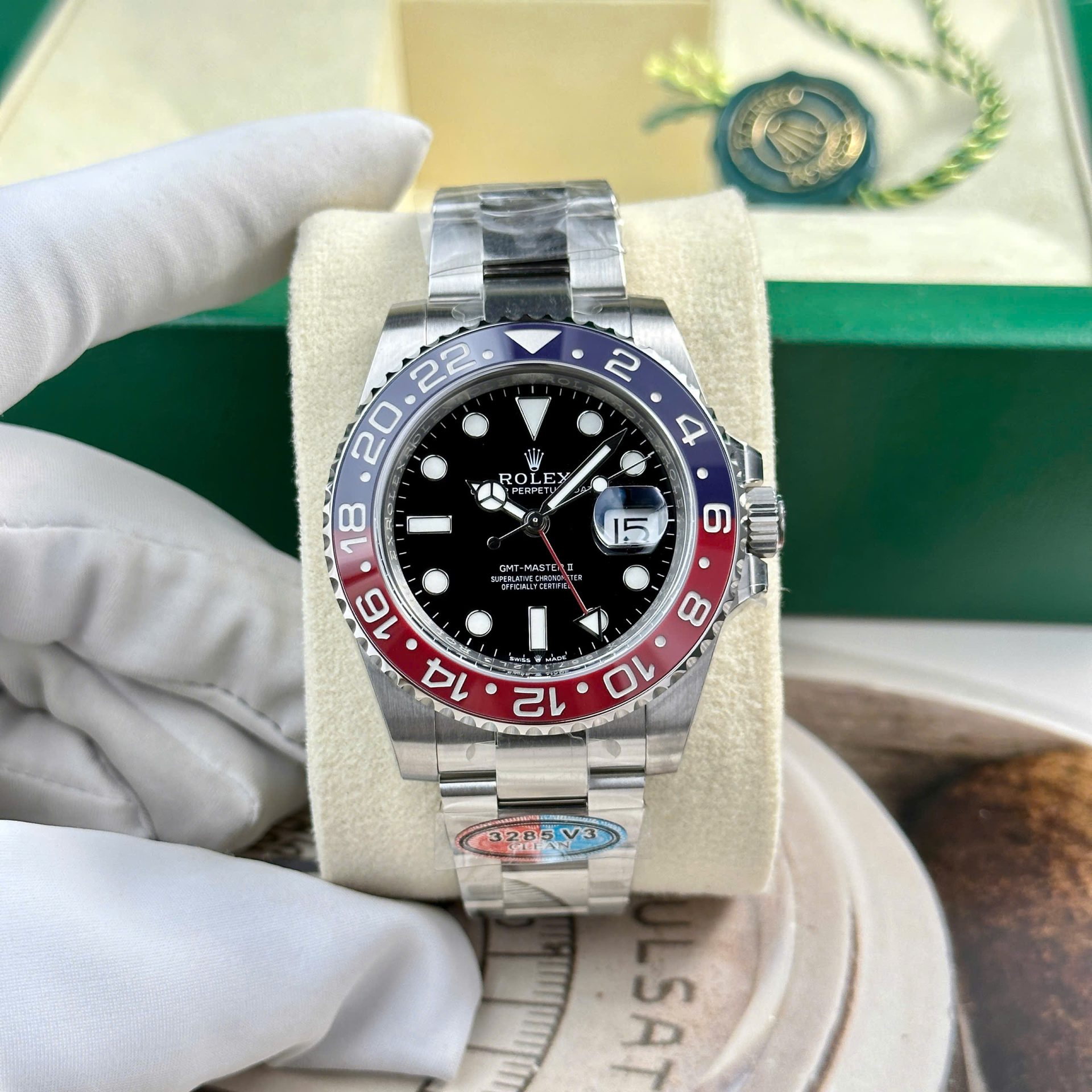 Dong-Ho-Rolex-Pepsi-GMT-Master-II-126710blro-Replica-11-Day-Oyster-Nha-May-Clean-V3-40mm-2.jpg Rolex Pepsi GMT-Master II 126710blro Replica 11 Watch Oyster Strap Clean Factory V3 40mm - Image 1