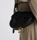 Medium Soft Saddle Bag with Strap M0466CCEH_M900 - Image 6