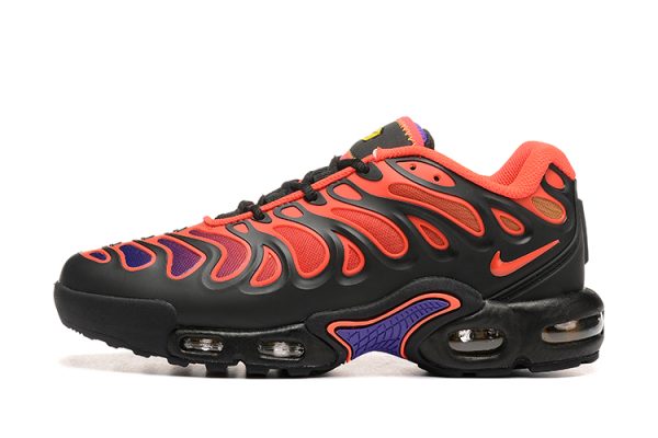 bd0286e2-600x400-1.jpeg Air Max Plus Drift - Image 1
