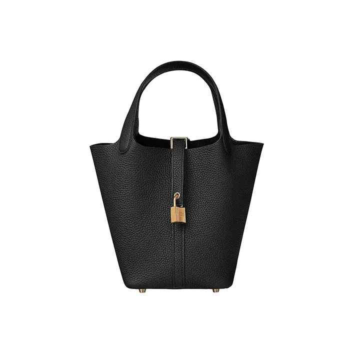 ec513177cee645eca1d0e43c9251883a.webp Hermès Picotin Lock 18 – Black with Gold Hardware - Image 1