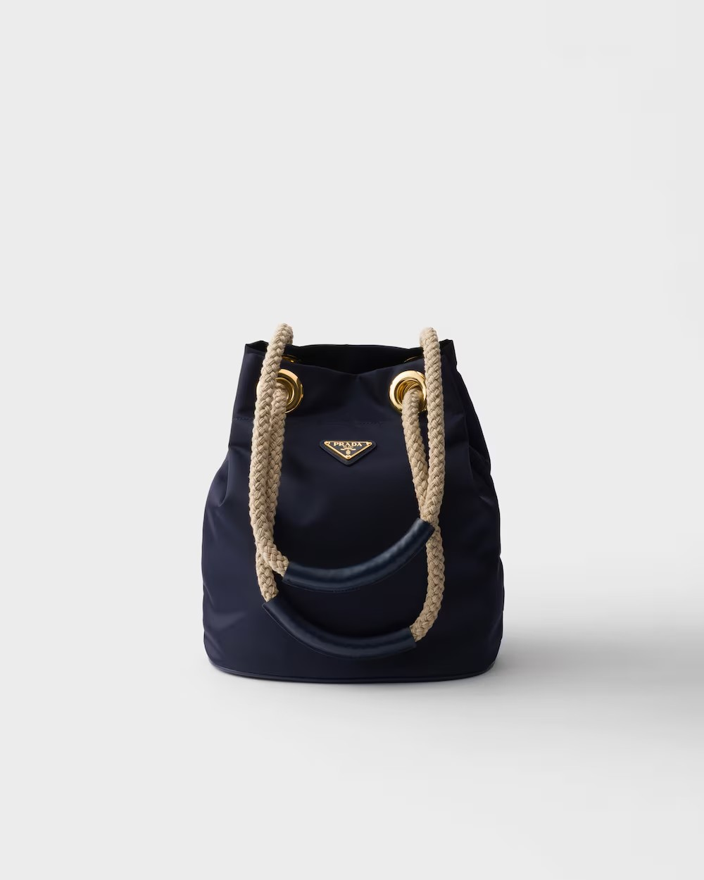r2yw9ymr-1.png Prada Mariner Re-Nylon small bucket bag - Image 1