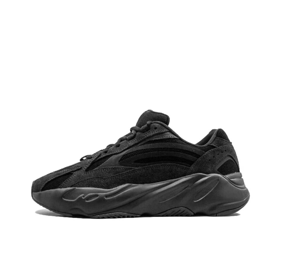 微信图片_20241008135008.jpg Adidas Yeezy boost 700 V2 - Image 1