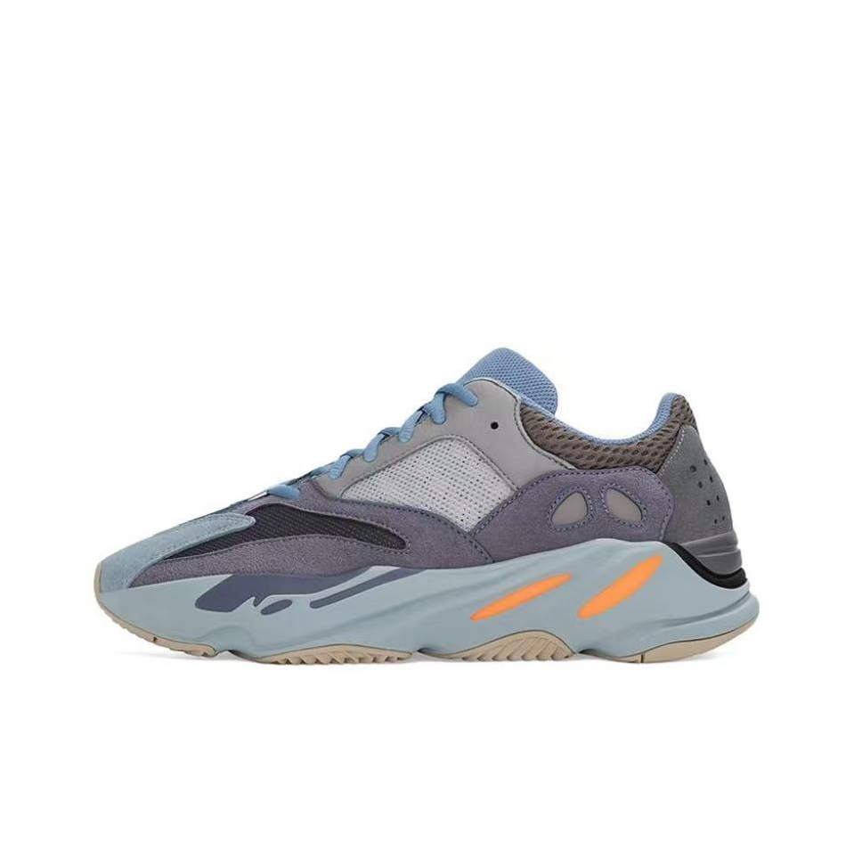 微信图片_202412031327043.jpg Adidas Yeezy boost 700 - Image 1